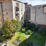 -L\' Oasi Del Turista, Room 5- Central Station Private External Bathroom